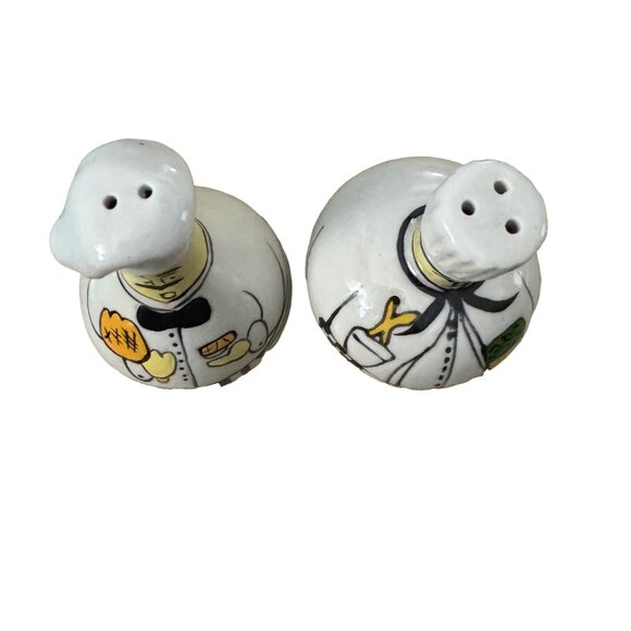 Vintage Chef Salt and Pepper Shakers with Tray Ceramic Collectible - Picture 2 of 10